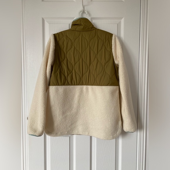 Reitmans Hyba sherpa jacket size small - Picture 3 of 5